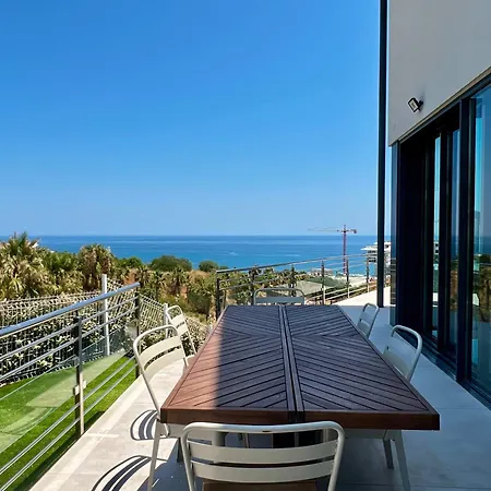 Peninsula Corner Higueron Willa Benalmádena